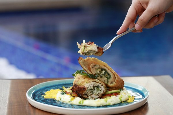 Reconnecting Families and Easing Stress: The Transformative Power of Digital Detox Retreats